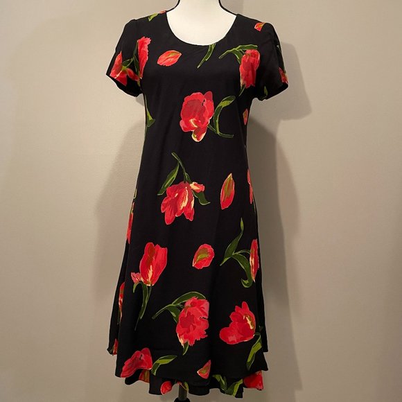 Hampton Dress Co. Dresses & Skirts - Hampton Dress Co. Vintage Red Rose Ruffled Hem Dress  sz 8  Very Nice!! EUC
